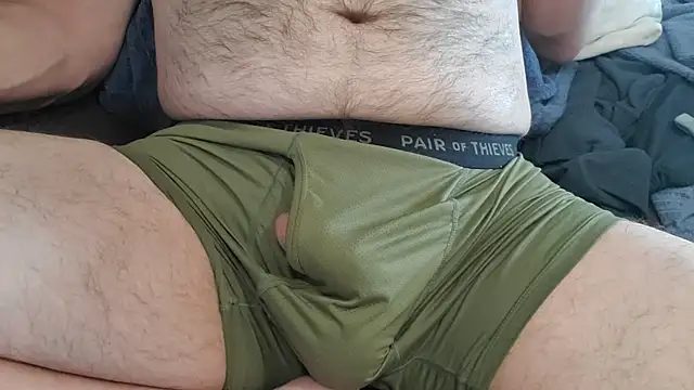 Snapshot of BigBearTrevNM chatting on November 2025 06:23:02 PM BigBearTrevNM online show from November 2025 06:23:02 PM