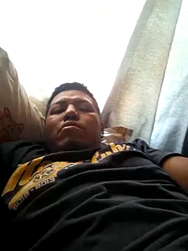 juliopantoja online show from May 2026 04:01:02 PM