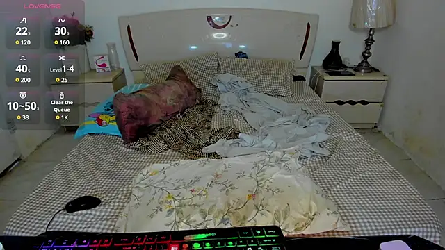 Snapshot of MiracleTs4U chatting on March 2025 09:59:02 AM MiracleTs4U online show from March 2025 09:59:02 AM