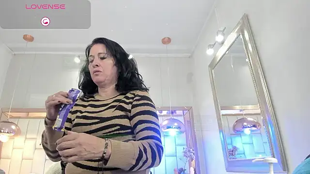 LADY HELLEN online show from March 2026 07:10:02 PM