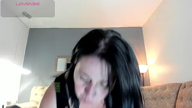LADY HELLEN online show from May 2026 08:16:01 PM