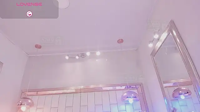 LADY HELLEN online show from March 2026 07:21:02 PM