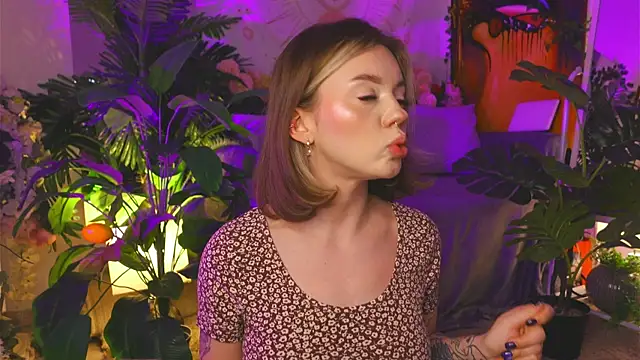 KristaBrooks online show from March 2025 04:56:02 PM