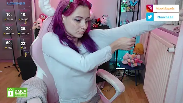 Snapshot of Noochka chatting on December 2025 07:07:02 PM Noochka online show from December 2025 07:07:02 PM