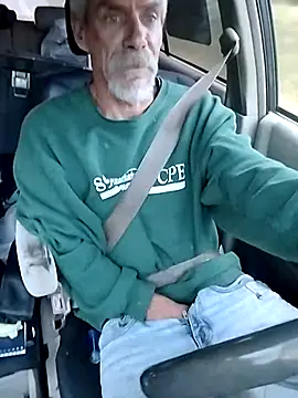 Biknight online show from October 2025 10:32:02 PM