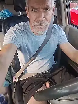 Biknight online show from November 2025 07:58:01 PM