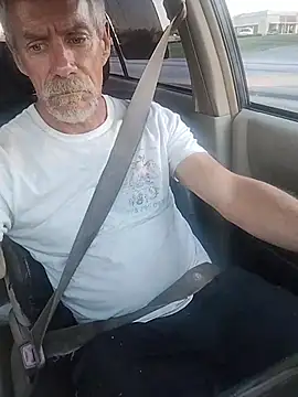 Biknight online show from April 2026 11:06:01 PM