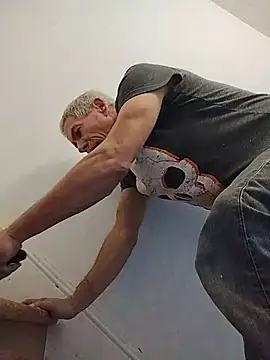 Biknight online show from February 2026 05:35:01 PM