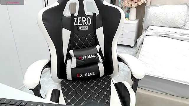 Hanako love online show from April 2026 03:35:02 PM