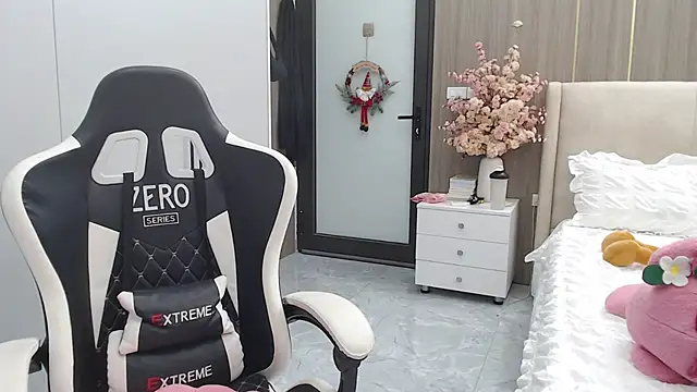 Hanako love online show from December 2025 03:38:02 PM