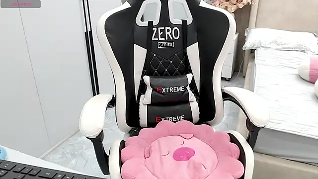 Hanako love online show from March 2026 04:00:02 PM