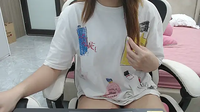 Snapshot of Hanako_love chatting on September 2025 04:51:01 AM Hanako love online show from September 2025 04:51:01 AM