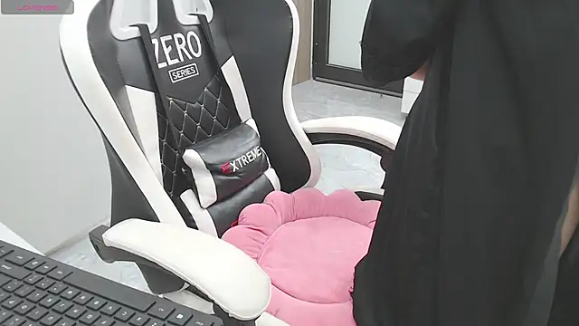 Hanako love online show from March 2026 07:14:01 AM