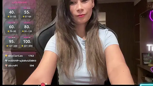 Leilacharlotte online show from February 2026 09:26:02 PM