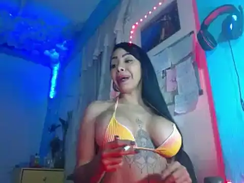 ERIKA-THEDOLL online show from December 2024 11:21:01 PM