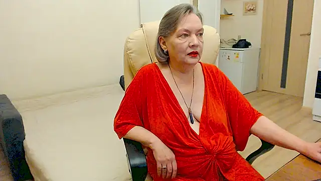 Snapshot of MomJaneSex chatting on September 2025 10:17:02 PM MomJaneSex online show from September 2025 10:17:02 PM