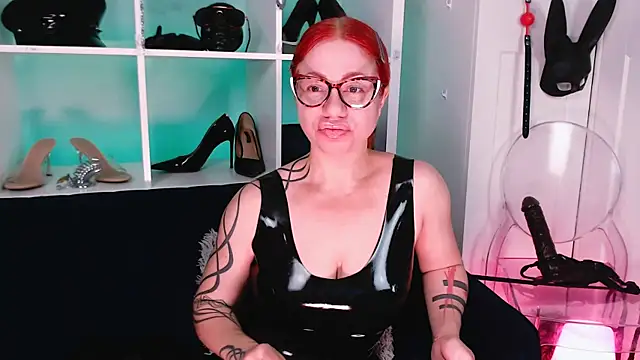 Ella  Kross online show from March 2025 09:30:01 AM