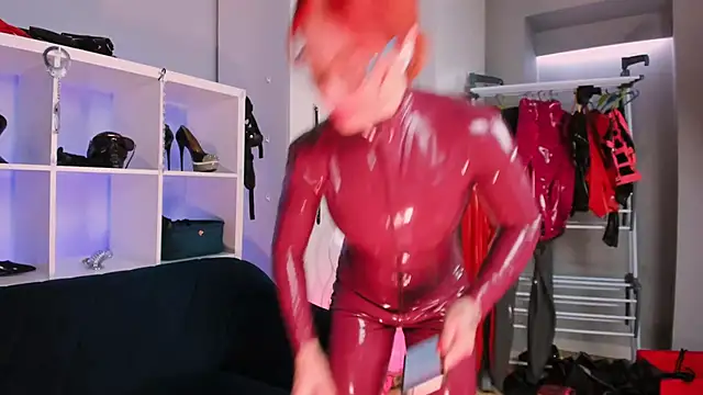 Ella  Kross online show from March 2025 03:30:01 PM