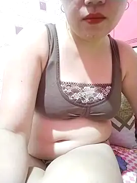 Snapshot of urwildest_dreams chatting on September 2025 09:48:01 PM urwildest dreams online show from September 2025 09:48:01 PM