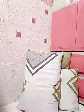 Snapshot of urwildest_dreams chatting on October 2025 10:13:02 PM urwildest dreams online show from October 2025 10:13:02 PM