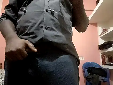 Snapshot of Aneesh007m chatting on February 2026 05:22:01 PM Aneesh007m online show from February 2026 05:22:01 PM