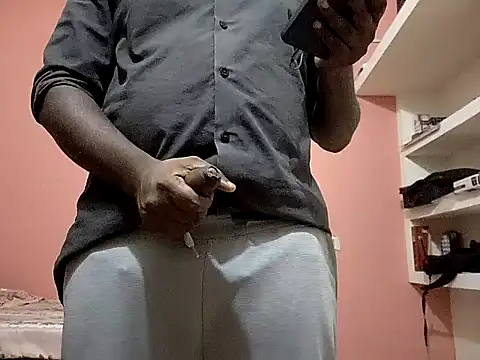 Snapshot of Aneesh007m chatting on November 2025 05:57:02 PM Aneesh007m online show from November 2025 05:57:02 PM