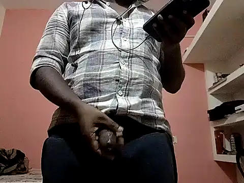 Snapshot of Aneesh007m chatting on November 2025 05:35:01 PM Aneesh007m online show from November 2025 05:35:01 PM