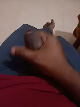 Snapshot of Aneesh007m chatting on September 2025 07:10:02 PM Aneesh007m online show from September 2025 07:10:02 PM