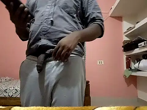 Snapshot of Aneesh007m chatting on October 2025 06:07:01 PM Aneesh007m online show from October 2025 06:07:01 PM