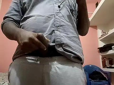 Snapshot of Aneesh007m chatting on February 2026 06:19:02 PM Aneesh007m online show from February 2026 06:19:02 PM