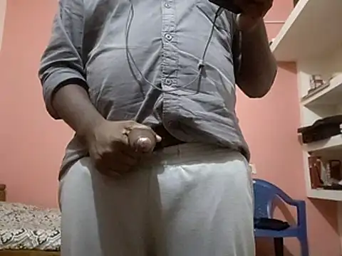 Snapshot of Aneesh007m chatting on February 2026 05:31:02 PM Aneesh007m online show from February 2026 05:31:02 PM