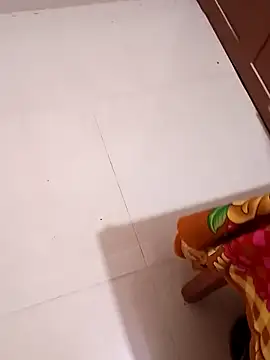 Snapshot of Aneesh007m chatting on September 2025 10:31:02 PM Aneesh007m online show from September 2025 10:31:02 PM