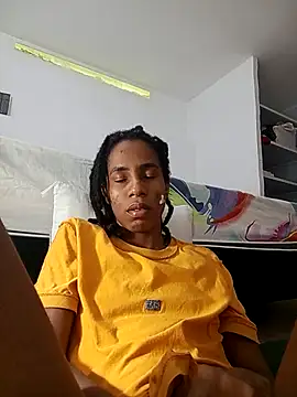 Snapshot of africa_deluxe chatting on September 2025 03:08:02 PM africa deluxe online show from September 2025 03:08:02 PM