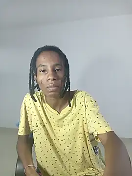 Snapshot of africa_deluxe chatting on April 2026 02:46:02 PM africa deluxe online show from April 2026 02:46:02 PM