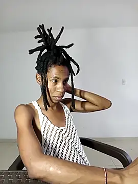 Snapshot of africa_deluxe chatting on April 2026 08:37:02 PM africa deluxe online show from April 2026 08:37:02 PM