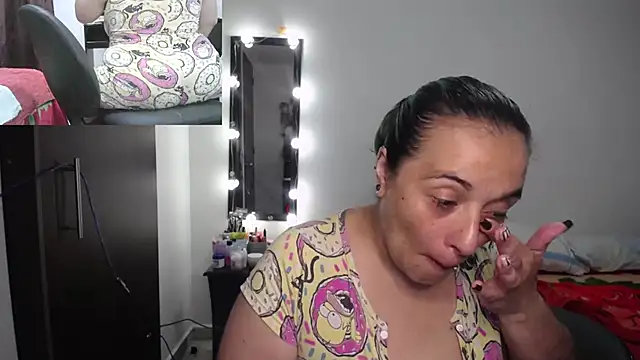 zoe hotxxx online show from October 2025 02:18:02 PM