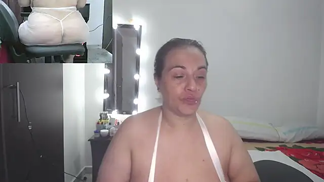 zoe hotxxx online show from November 2025 01:26:01 PM