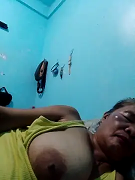 sexylizzy4u online show from March 2026 04:47:01 PM