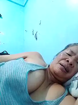 sexylizzy4u online show from February 2026 03:24:02 AM