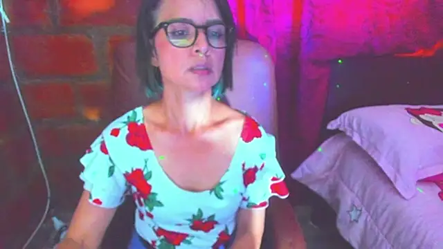 BrianaGarner online show from June 2026 05:19:01 PM