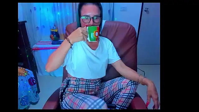 BrianaGarner online show from October 2025 07:47:02 PM