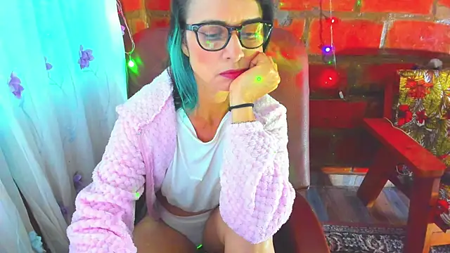 BrianaGarner online show from May 2026 02:42:02 PM