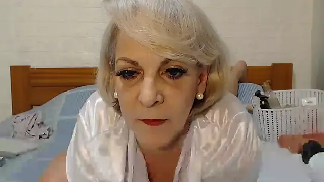 awild kitten online show from October 2025 08:48:01 AM