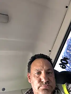 ExoticCarpark online show from April 2026 01:12:02 AM