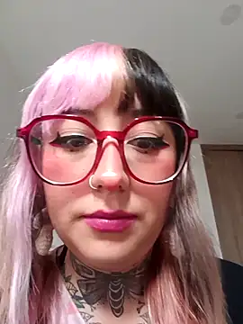 Snapshot of cindy_ink chatting on September 2025 04:20:02 PM cindy ink online show from September 2025 04:20:02 PM