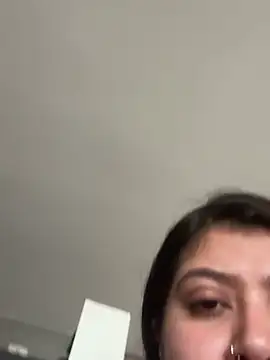Snapshot of emilyjohanson chatting on February 2025 01:54:01 PM emilyjohanson online show from February 2025 01:54:01 PM