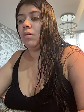 Snapshot of emilyjohanson chatting on February 2025 02:57:01 PM emilyjohanson online show from February 2025 02:57:01 PM