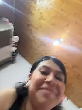 emilyjohanson online show from April 2026 06:12:02 PM
