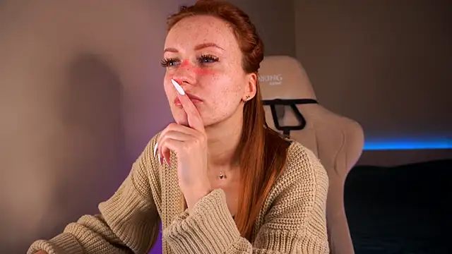 Liuba Fox online show from March 2025 08:00:02 PM