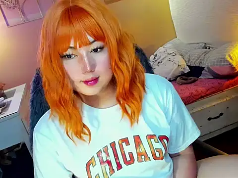 HOTnWILDalice online show from March 2025 10:24:02 AM
